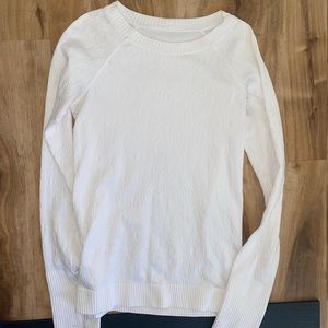 Lululemon Long Sleeve Rest Less Pullover size 2